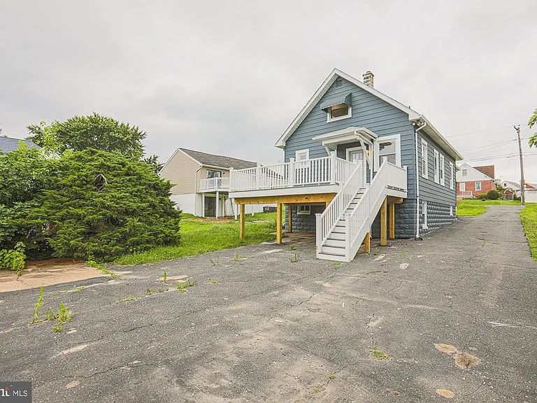 6512 Golden Ring Rd — Photo 44