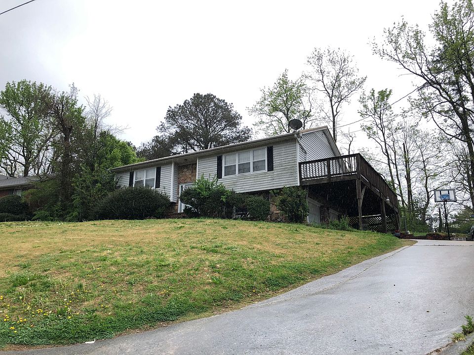 2nd image of 125 Fox Hill Dr