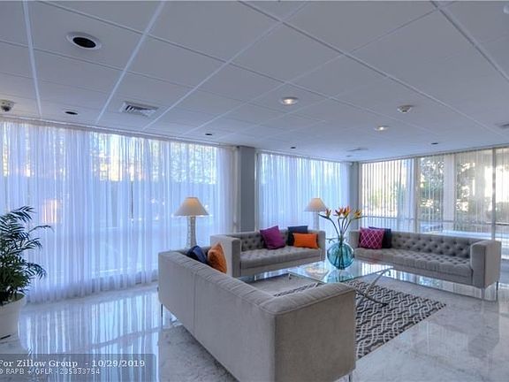 3rd image of 1625 SE 10th Ave APT 304