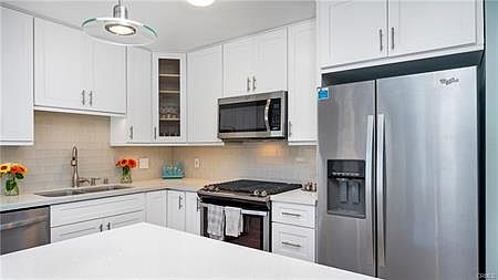 4th image of 1001 W Stevens Ave Unit 406