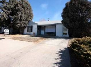 1110 Florence St, Aurora, CO 80010