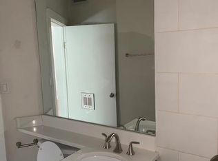 3335 N Paulina St #2N, Chicago, IL 60657