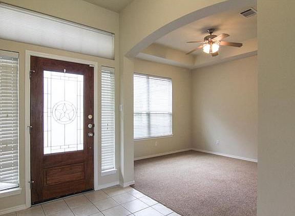 5th image of 708 Grapevine Dr