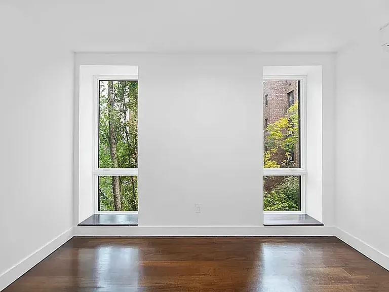 214 E 35th St #4B — Photo 5