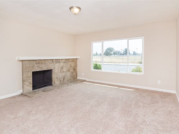 4th image of 1186 Thermal Ave