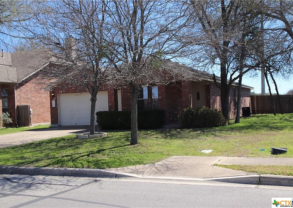 1st image of 200 Washington Square Dr