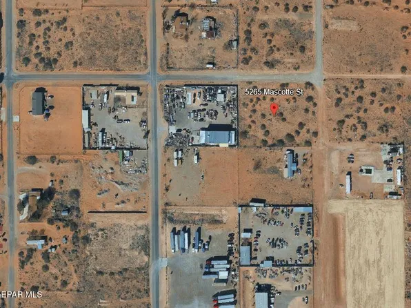 5265 Mascotte St, El Paso, TX 79938