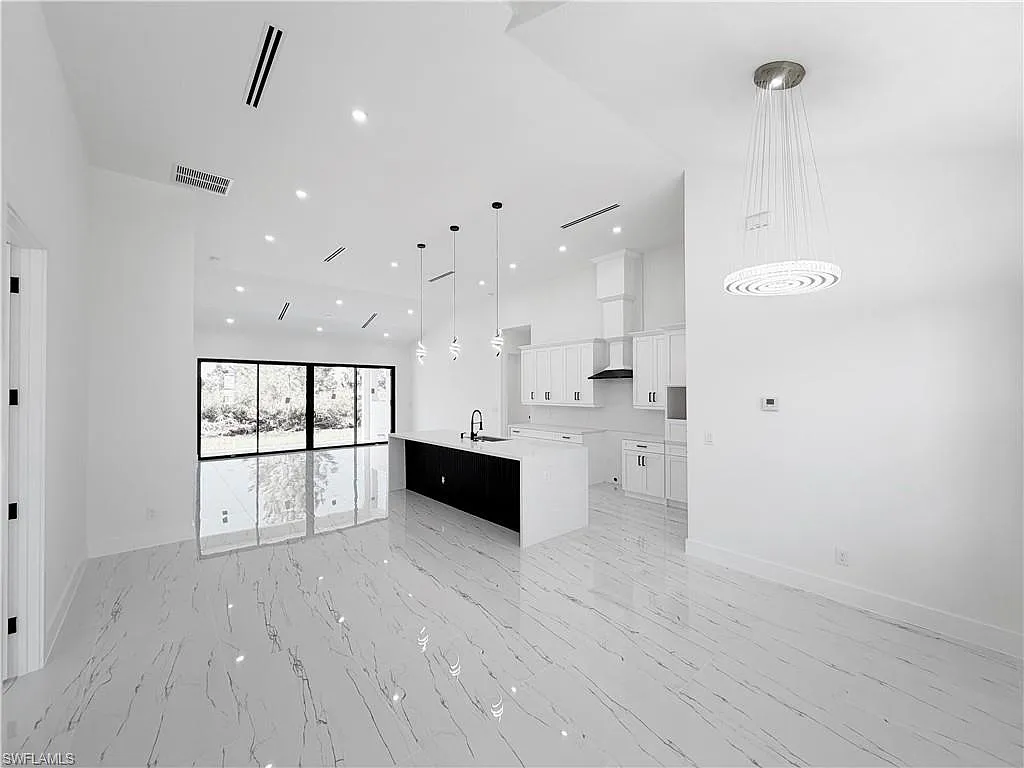 Building Photo - 2607 49th St W