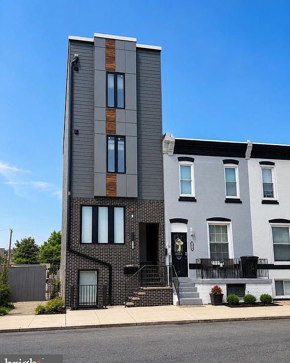 1st image of 2614 N 7th St #1