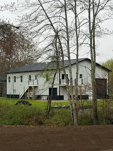 1916 Post Rd #1 Photo 1