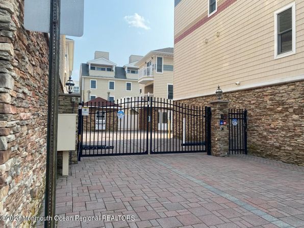 21 Blaine Ave Unit 7