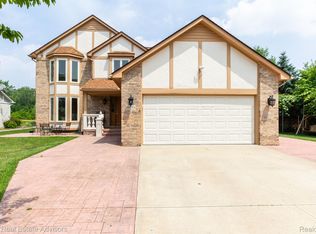 38756 Westchester Rd, Sterling Heights, MI 48310