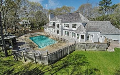 2nd image of 152 Montauk Hwy