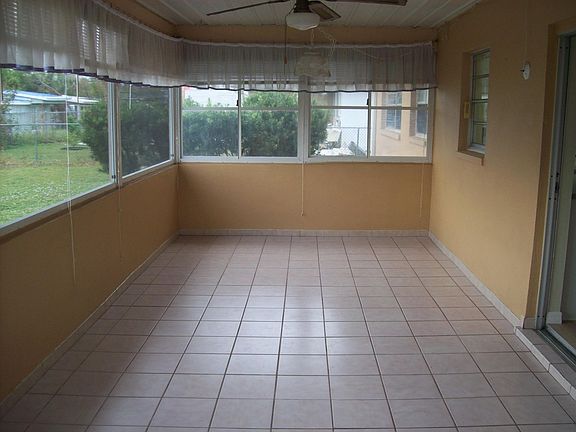 4th image of 8475 La Boca Ave