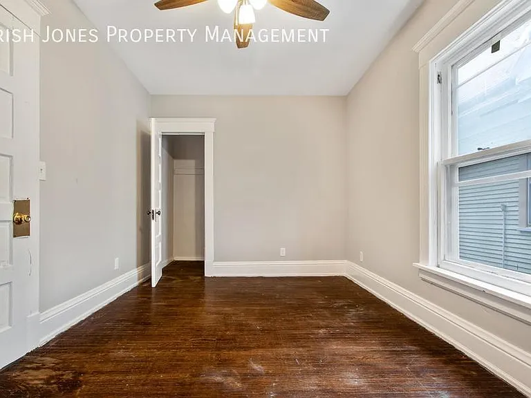 1899 Seneca St #2 — Photo 11