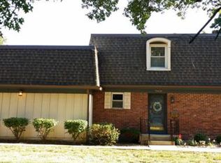 7609 Johnson Dr, Overland Park, KS 66202