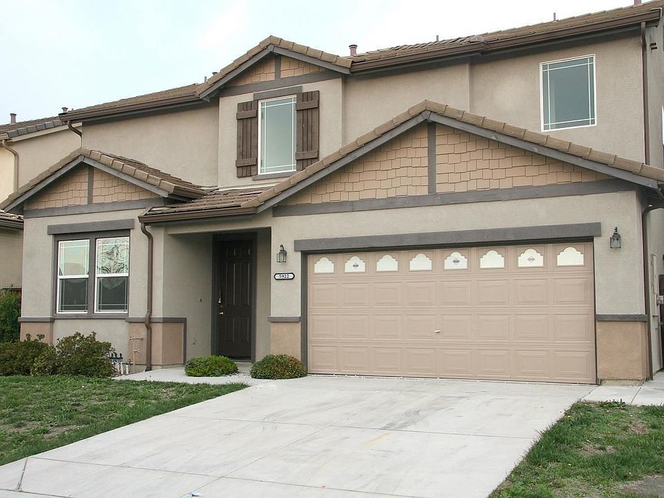 5922 Peja Way