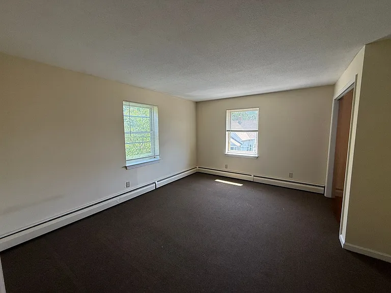 44 Barnard St — Photo 3