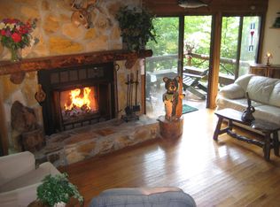 210 Whitewater Haven Ct, Salem, SC 29676