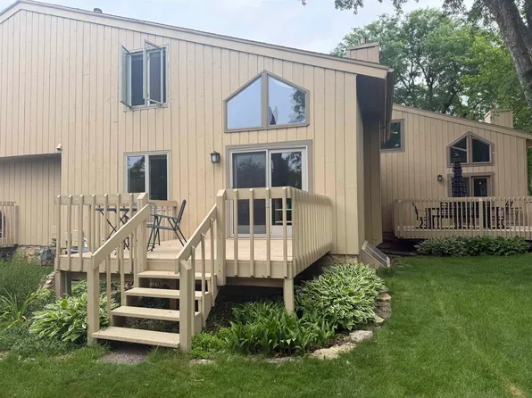 7305 Donna Dr, Middleton, WI 53562