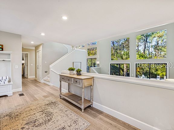 5th image of 30 Plantation Dr