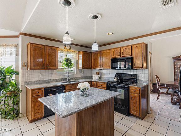 3rd image of 6006 W VILLA MARIA Drive