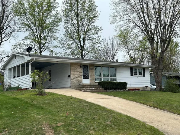 410 E Peters Ave, Owensville, MO 65066