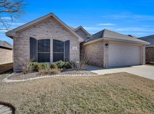 196 Colter Dr, Waxahachie, TX 75167