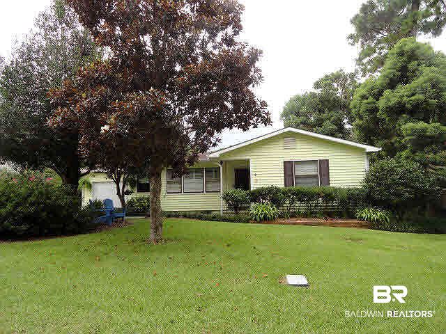 1st image of 214 Pinecrest Ave