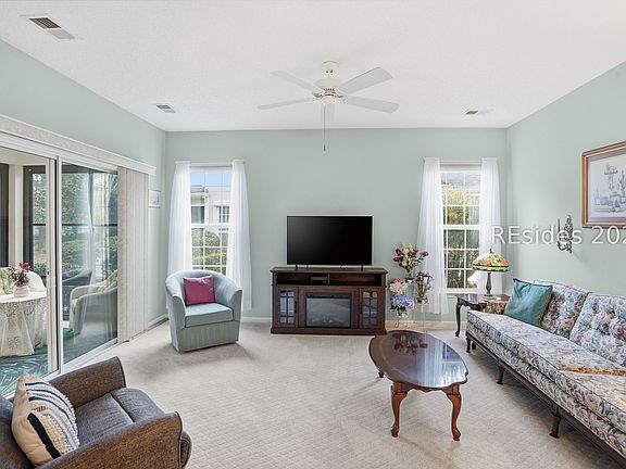 4th image of 24 Falcon Ct