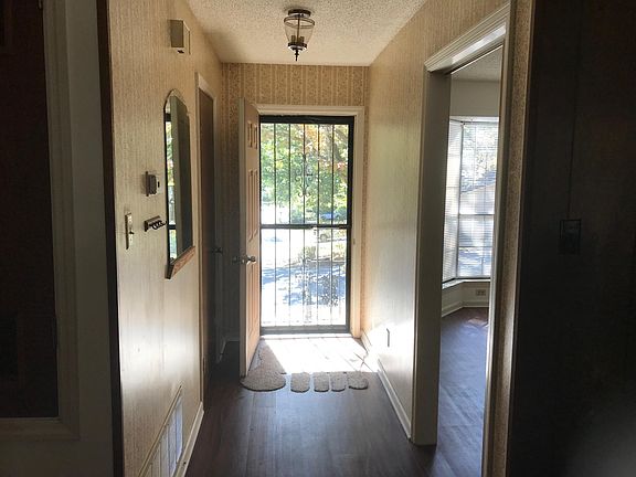 3rd image of 9416 Northedge Rd