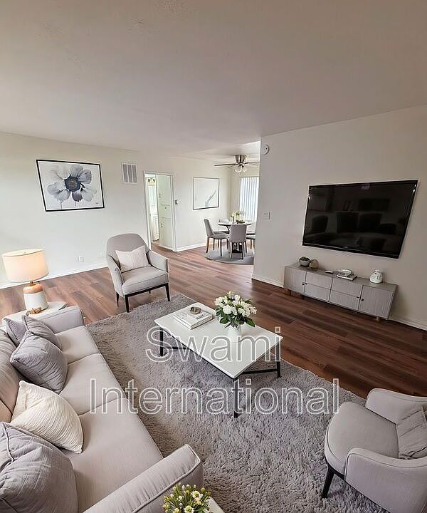1st image of 2300 W El Segundo Blvd APT 17