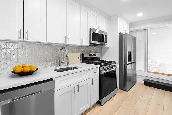 Rented by Brick&Mortar | media 10