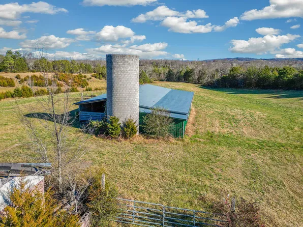 6 N Mount Sinai Rd, Mosheim, TN 37818
