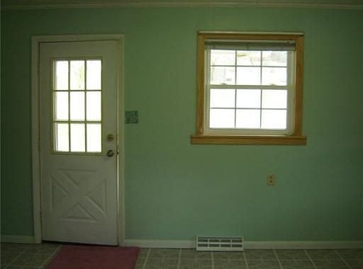 4th image of 5968 Johnson Ave