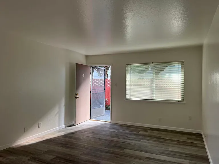 2119 Central Ave #C — Photo 1