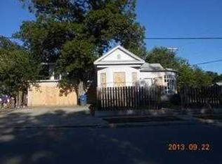 820 S Pine St, San Antonio, TX 78210