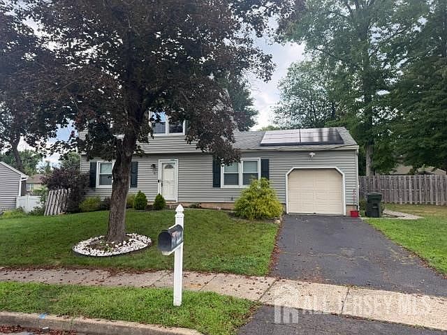 1st image of 16 Wakefield Dr