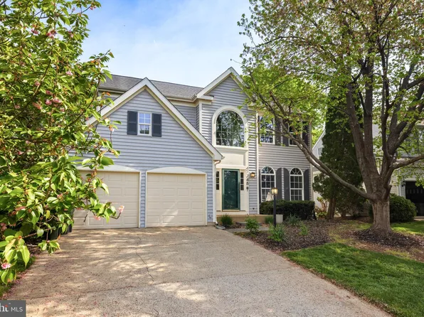 47748 Allegheny Cir, Sterling, VA 20165