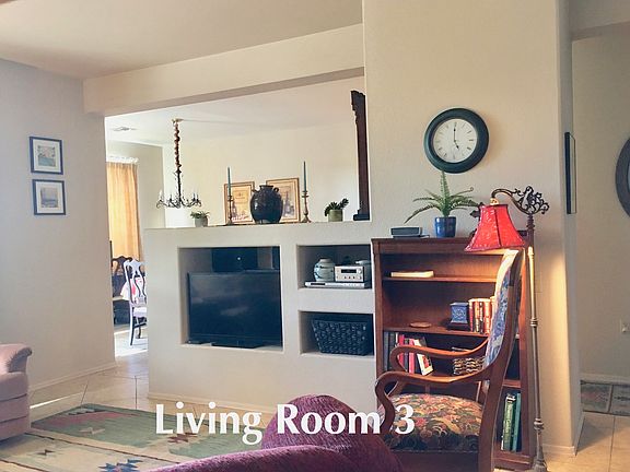 4th image of 904 W Union Bell Dr