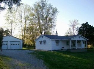 309 Countryside Cir, Jacksboro, TN 37757