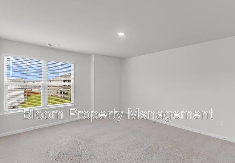 502 Lake Ridge Blvd — Photo 26