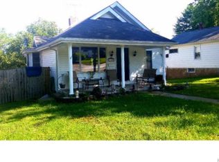 1103 S 4th St, De Soto, MO 63020