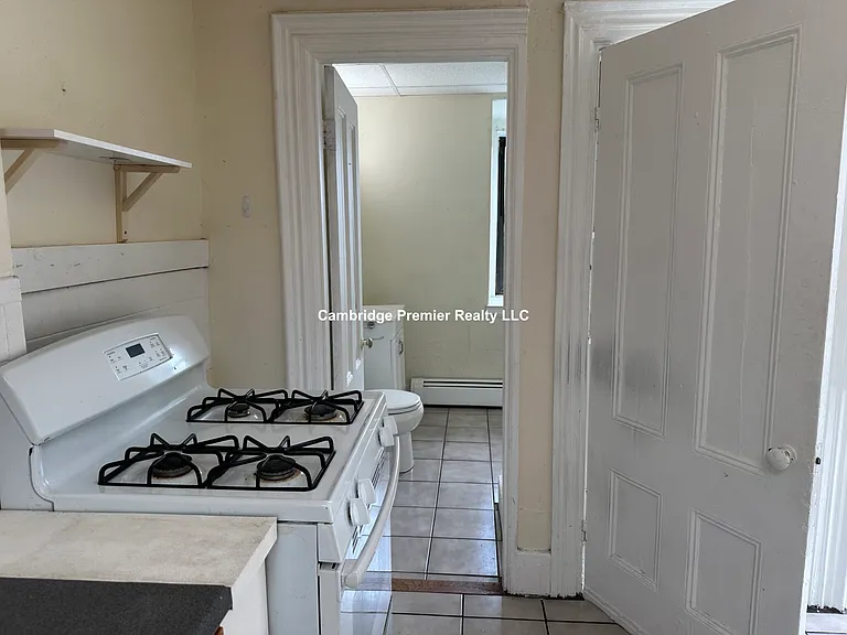 179 Harvard St #2 — Photo 21