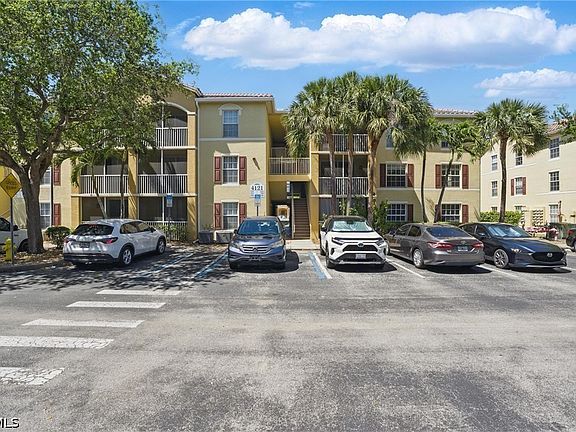 3rd image of 4121 Residence Dr APT 324