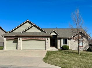 712 S Sierra Hills St, Wichita, KS 67230