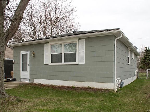 4th image of 71 Madeira Dr