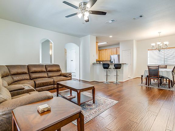 5th image of 2519 Shelby Ave