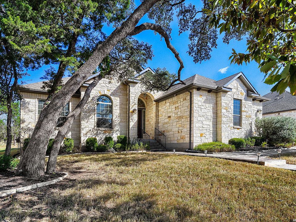 1st image of 323 ALLEMANIA DR