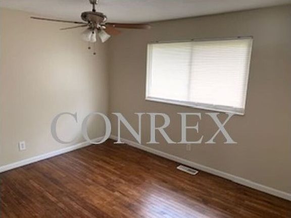 3rd image of 100 Albert Dr